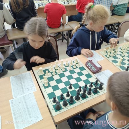       ,      .&#9823;&#9823;&#9823;
